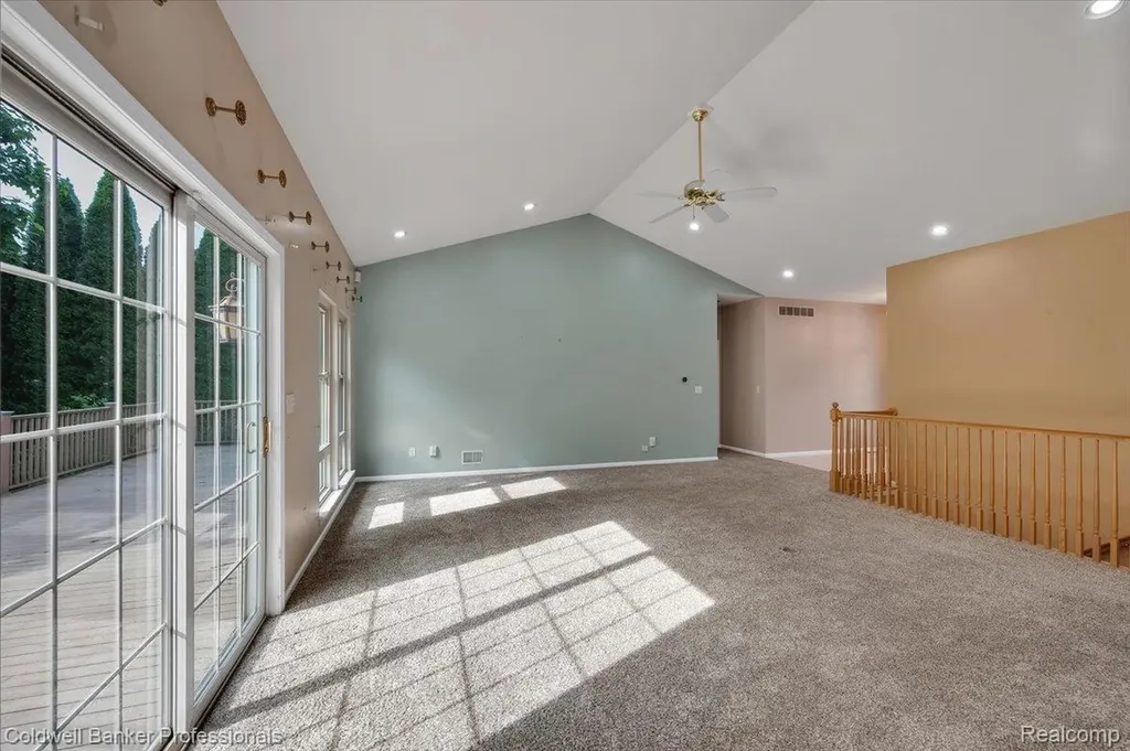 604 Carriage Way Davison City MI 48423