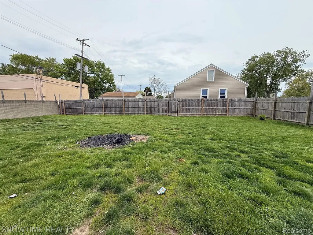 0000 Georgia Street Roseville City MI 48066