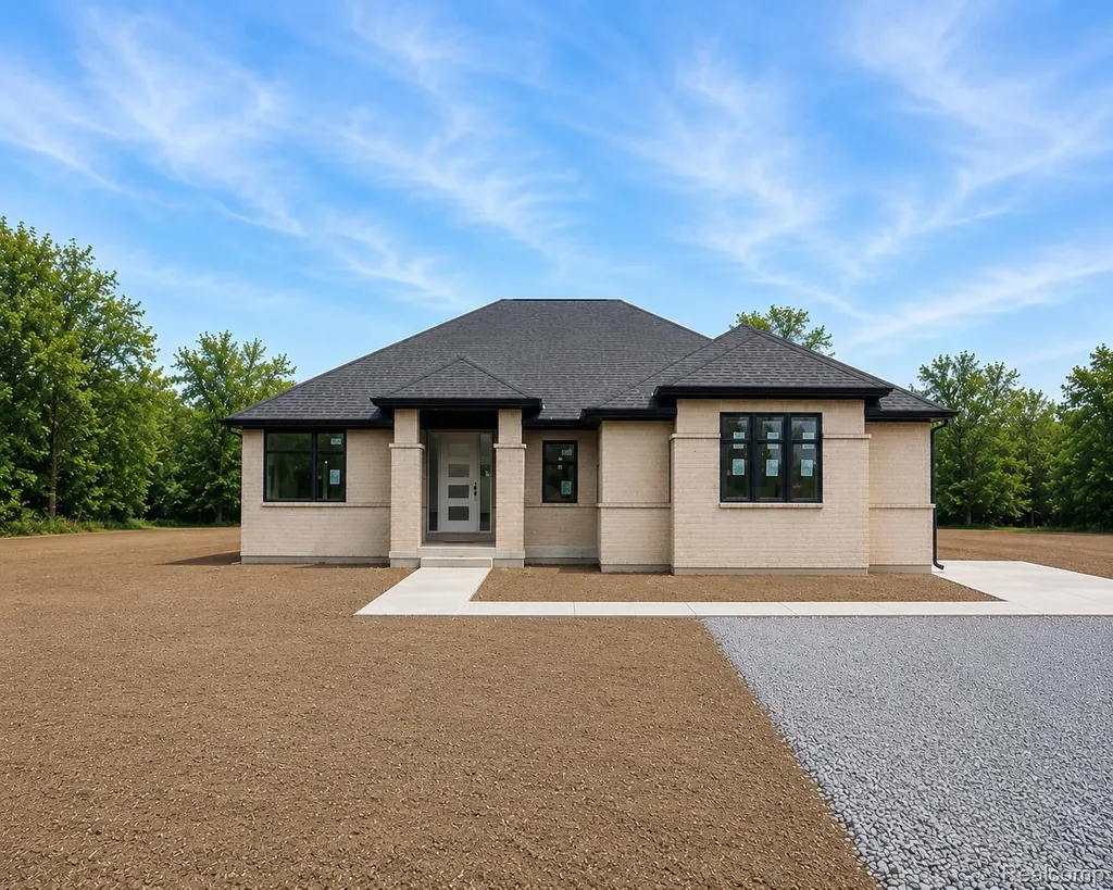 4930 Daisy Lane Almont Township MI 48003