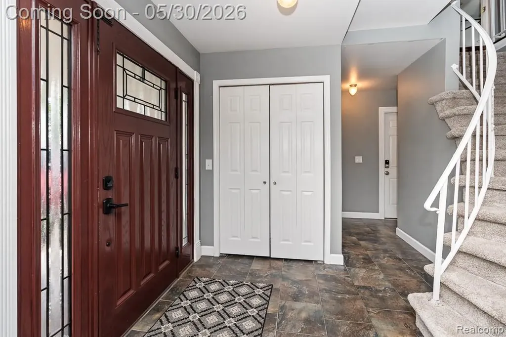 1847 Lyster Lane Troy City MI 48085