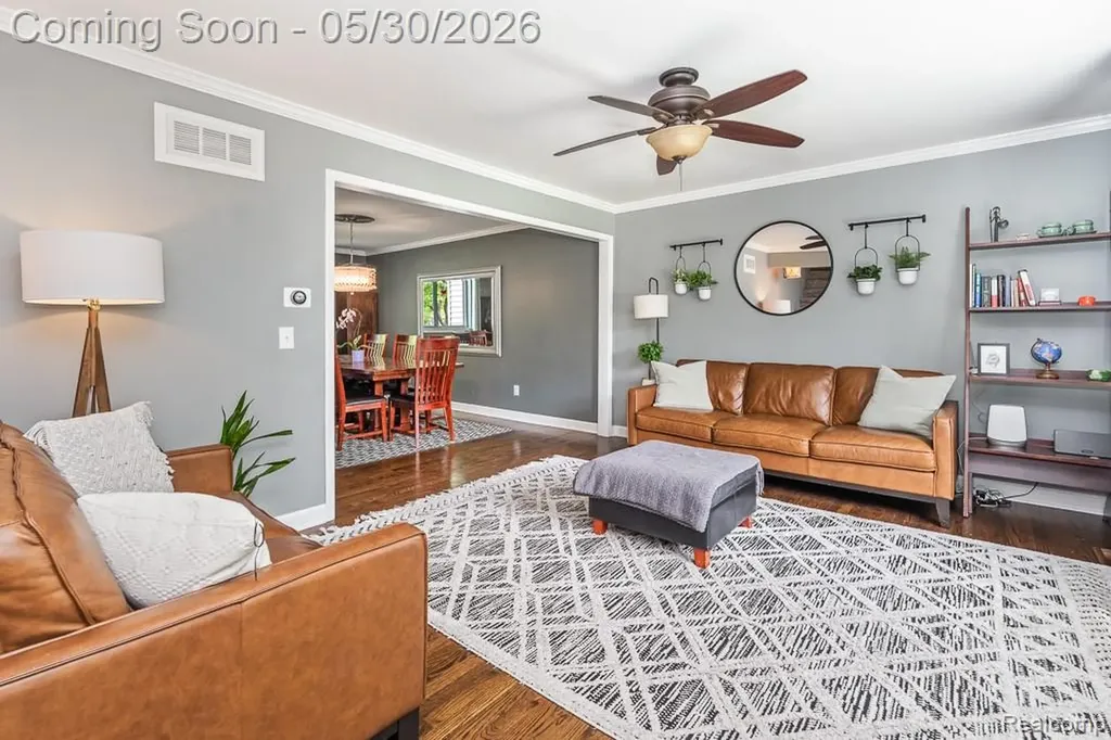 1847 Lyster Lane Troy City MI 48085