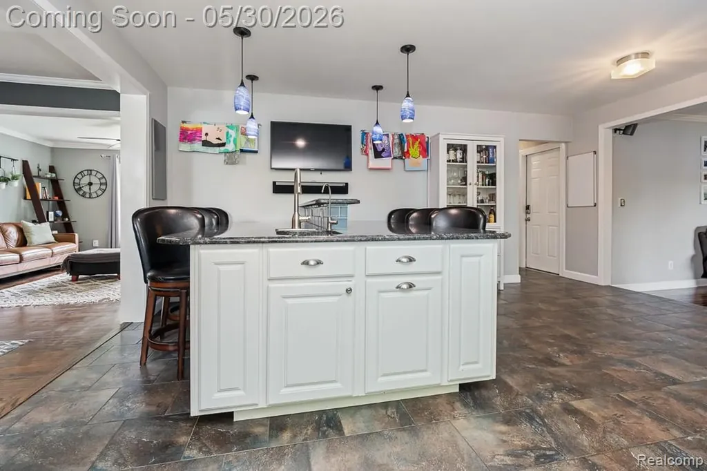 1847 Lyster Lane Troy City MI 48085