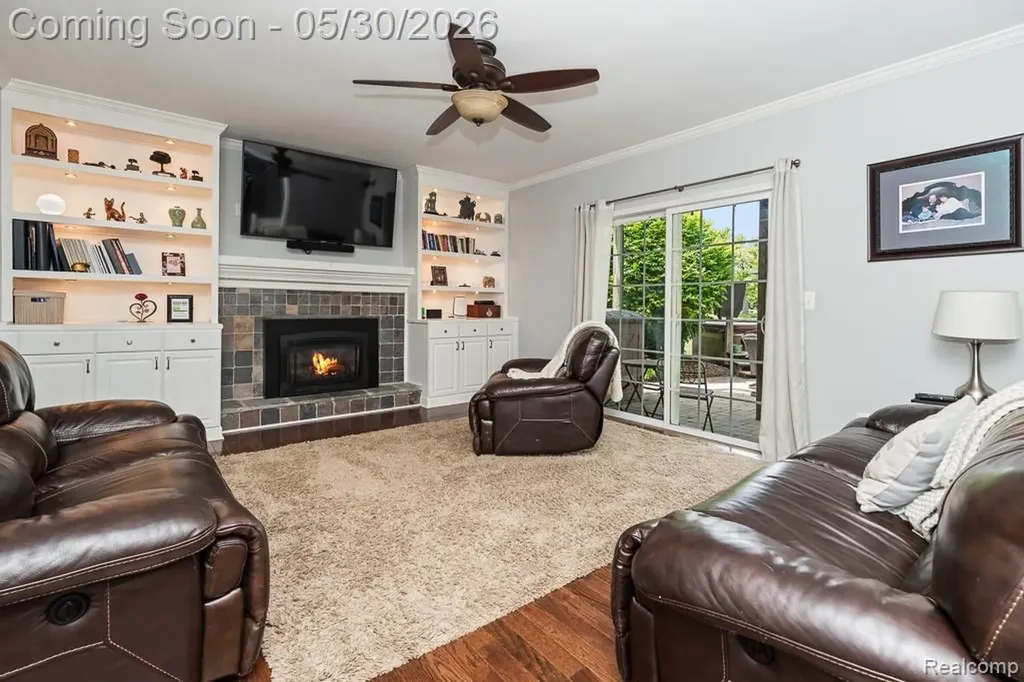1847 Lyster Lane Troy City MI 48085
