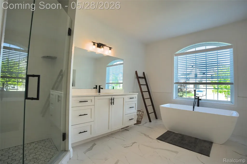 54311 Lawson Creek Drive Shelby Charter Township MI 48316