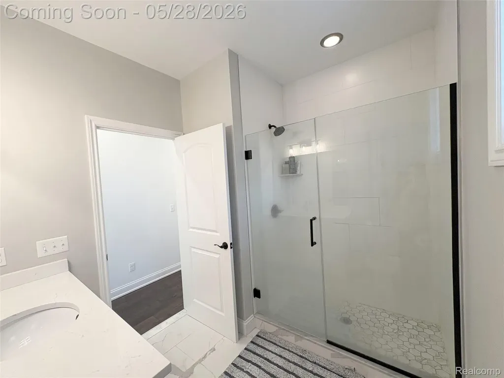 54311 Lawson Creek Drive Shelby Charter Township MI 48316