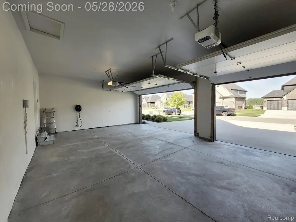 54311 Lawson Creek Drive Shelby Charter Township MI 48316