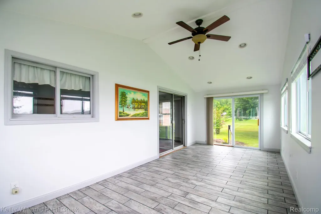 6533 River Road Marine City City MI 48039