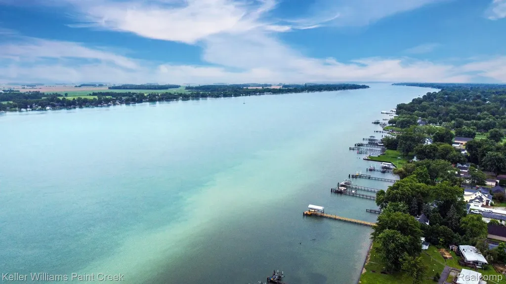 6533 River Road Marine City City MI 48039