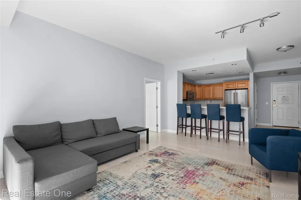 220 Mac Avenue East Lansing City MI 48823