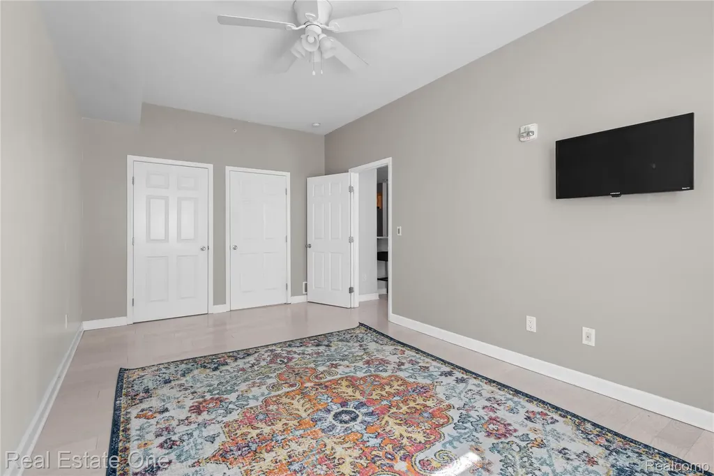 220 Mac Avenue East Lansing City MI 48823