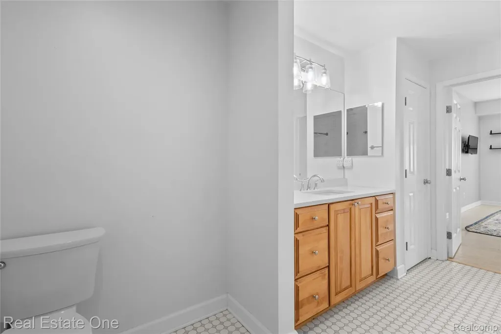 220 Mac Avenue East Lansing City MI 48823