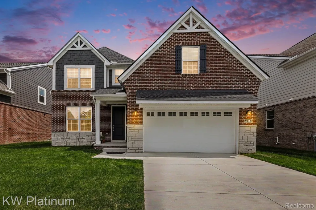 4918 Knollwood Drive Troy City MI 48085