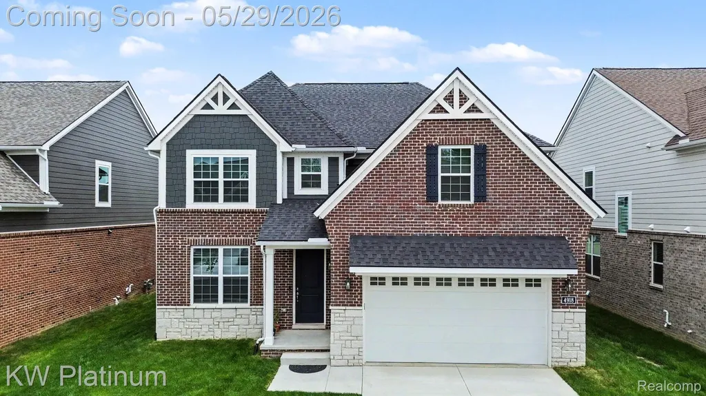 4918 Knollwood Drive Troy City MI 48085