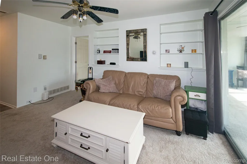 26955 Milford Road Lyon Charter Township MI 48178