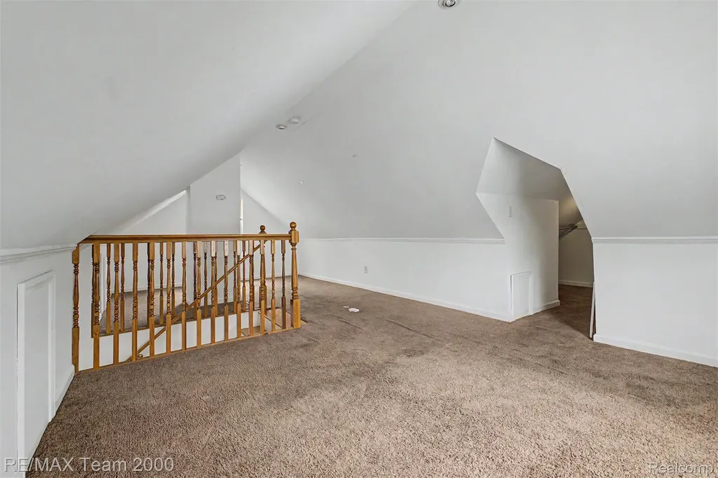 5635 Westpoint Street Dearborn Heights City MI 48125