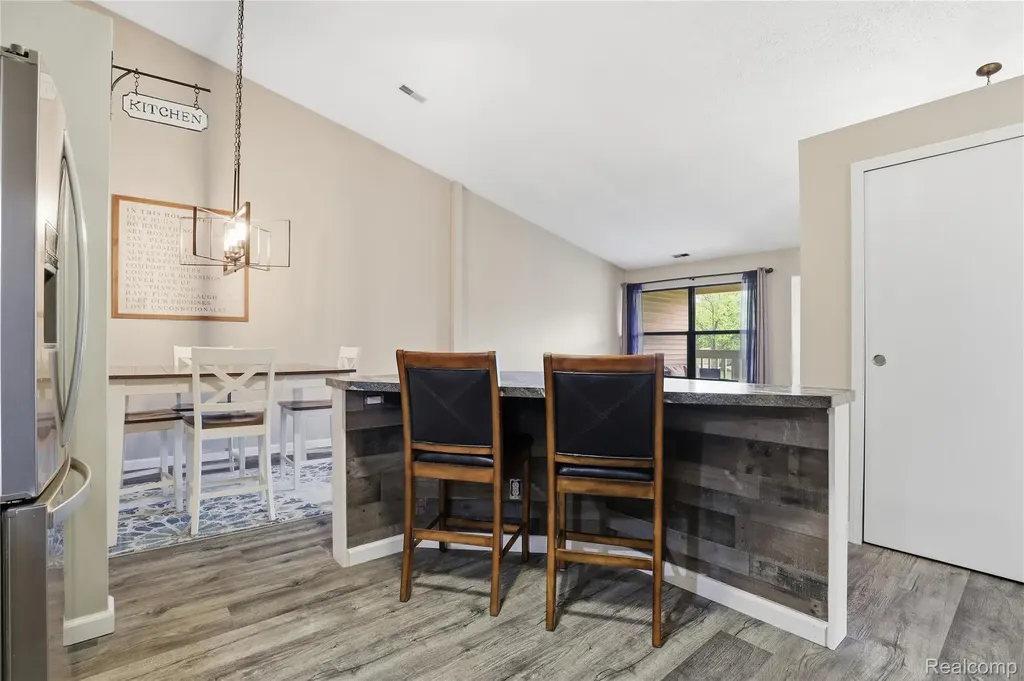 61212 Greenwood Drive South Lyon City MI 48178