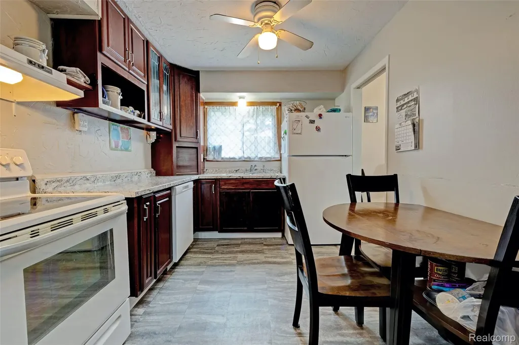 1601 Michael Street Brandon Charter Township MI 48462