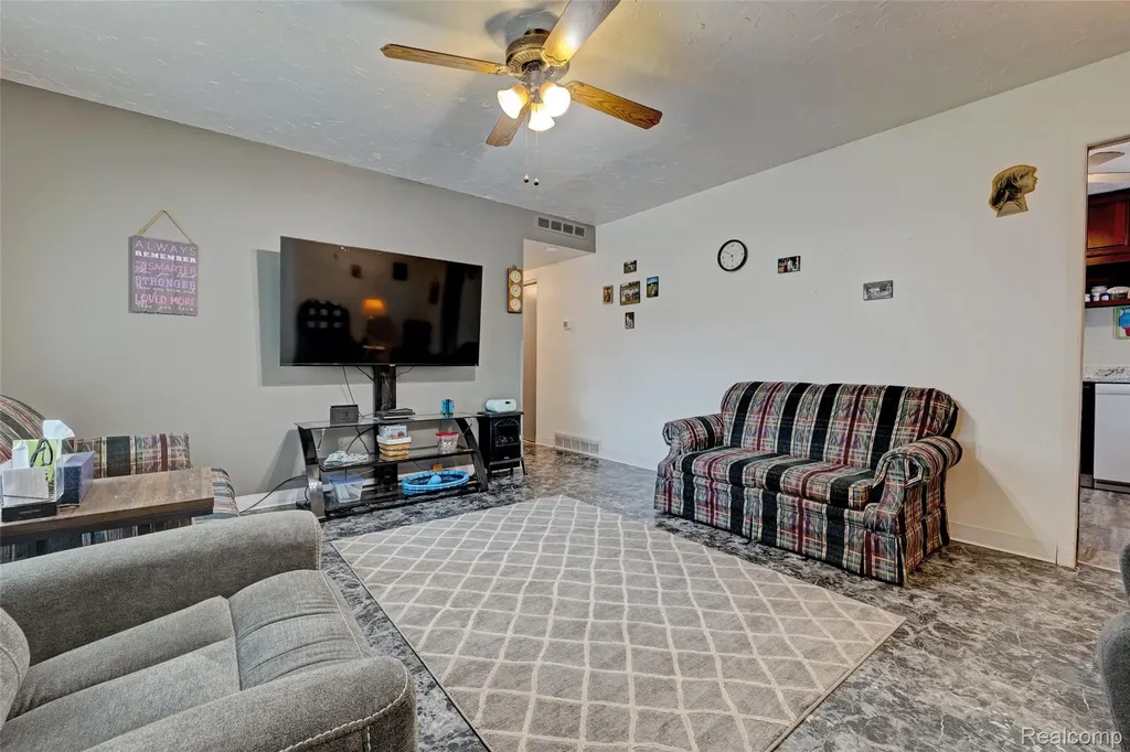 1601 Michael Street Brandon Charter Township MI 48462