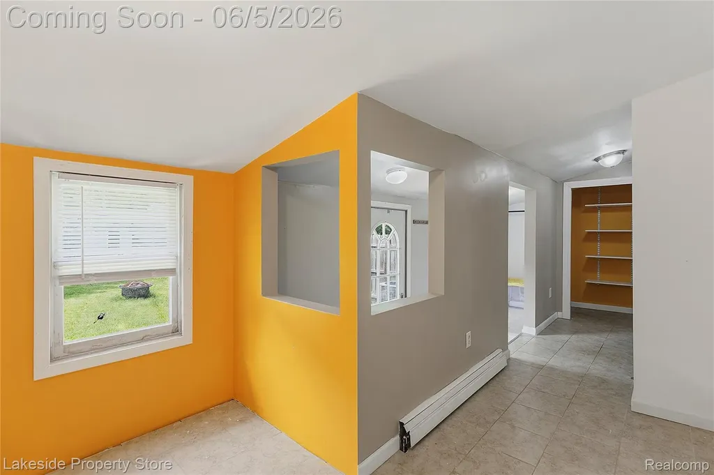 174 S Belle River Avenue Marine City City MI 48039
