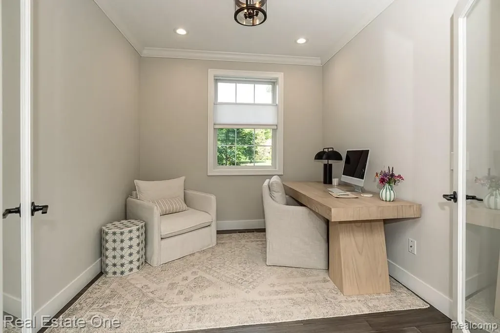 60553 Pennington Way Washington Township MI 48306