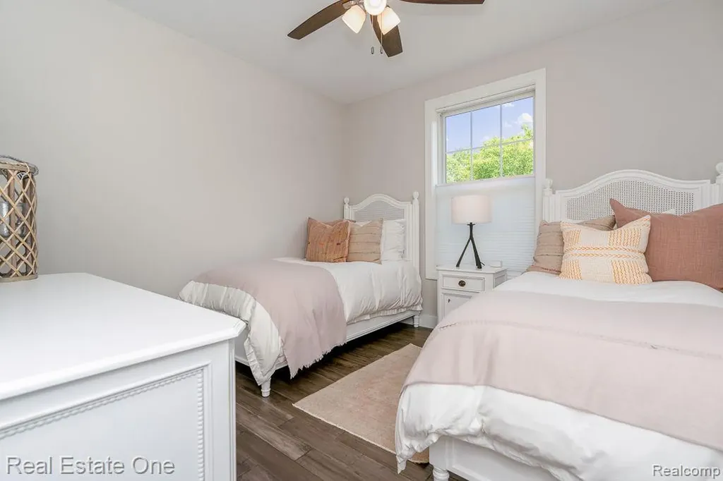 60553 Pennington Way Washington Township MI 48306