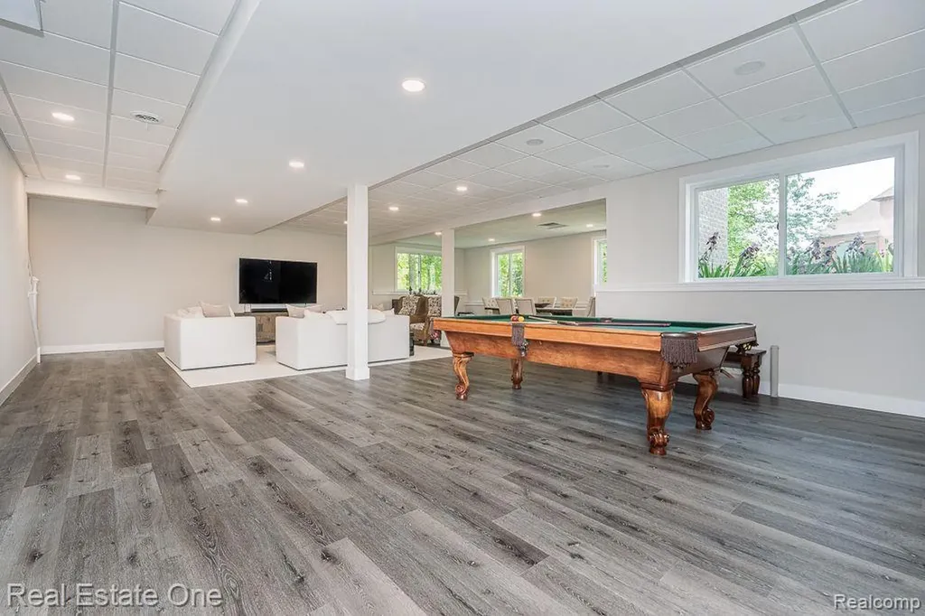 60553 Pennington Way Washington Township MI 48306