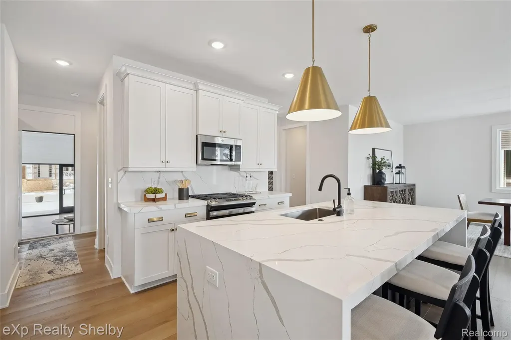 52030 Wellington Valley Drive Macomb Township MI 48042