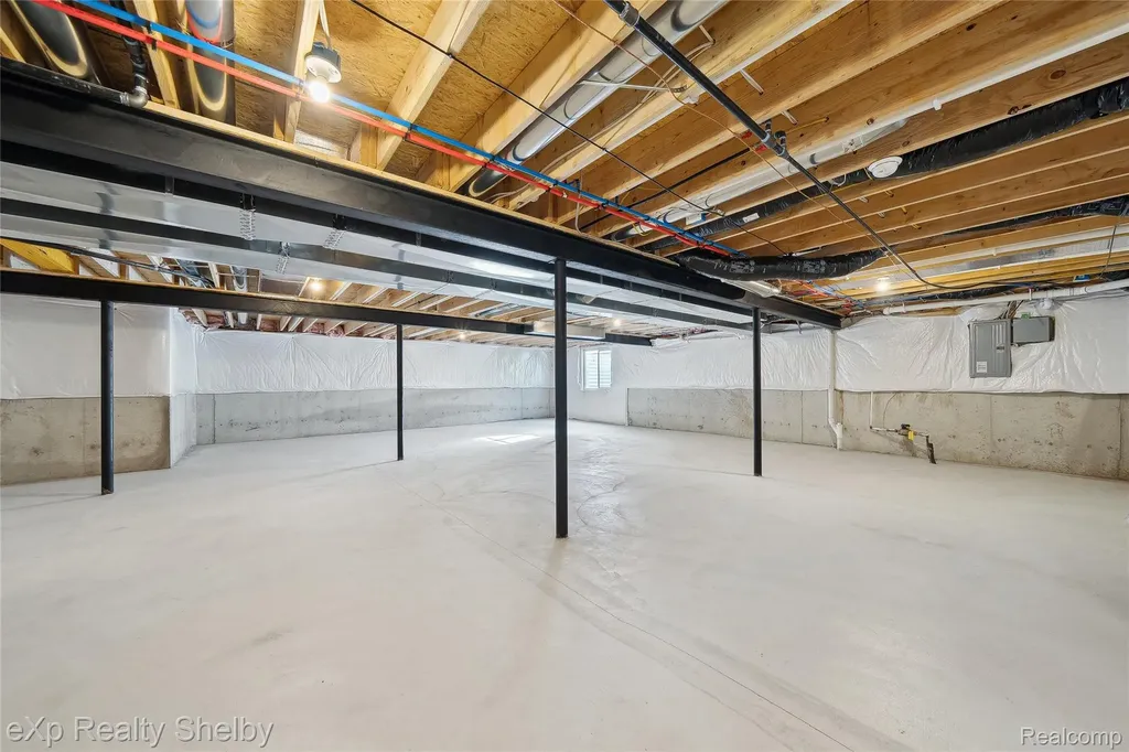 52030 Wellington Valley Drive Macomb Township MI 48042