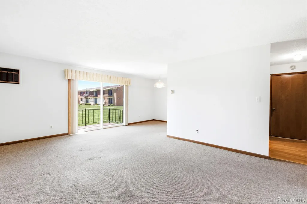 1900 River Road Marysville City MI 48040