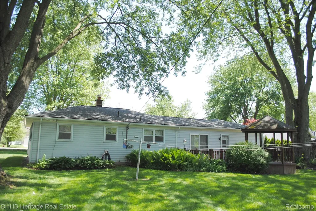 15507 Park Lane Northville Township MI 48170