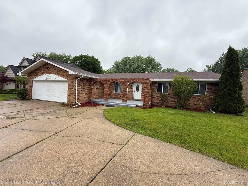 37625 Ryan Road Sterling Heights City MI 48310