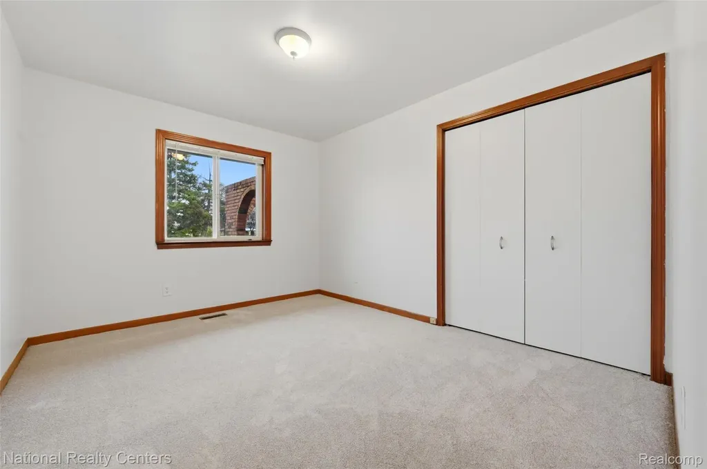 37625 Ryan Road Sterling Heights City MI 48310