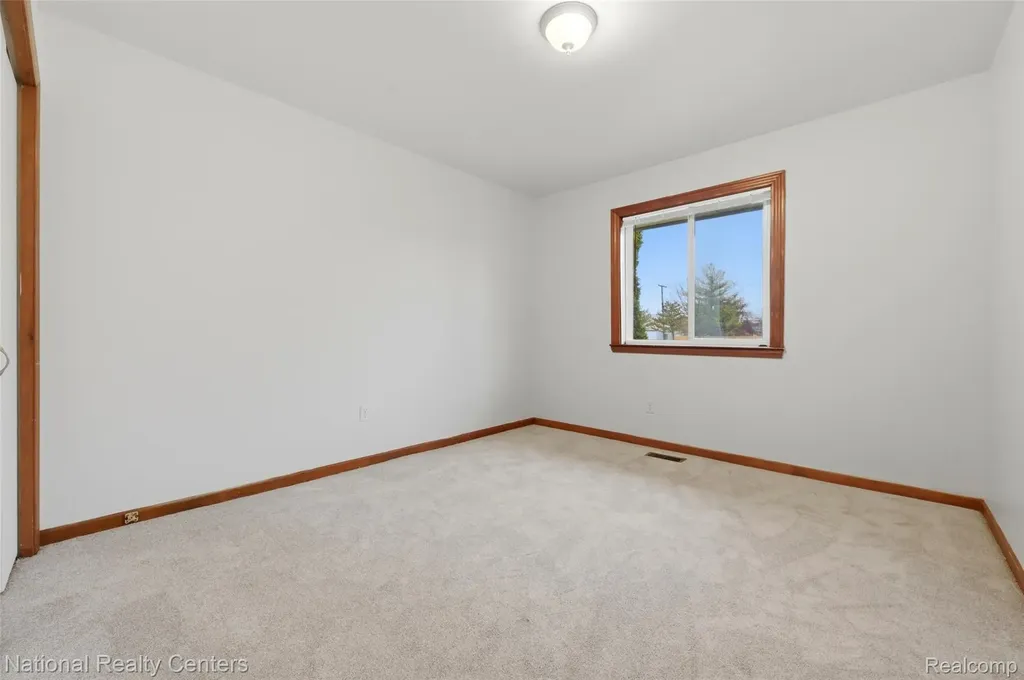 37625 Ryan Road Sterling Heights City MI 48310