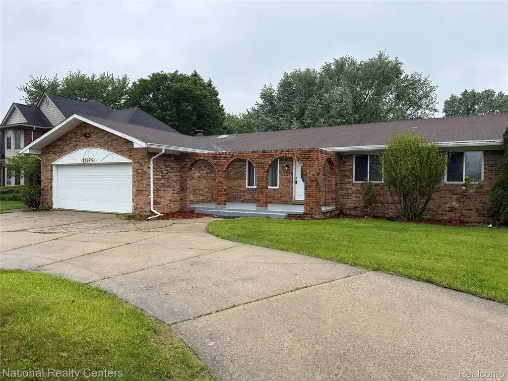37625 Ryan Road Sterling Heights City MI 48310