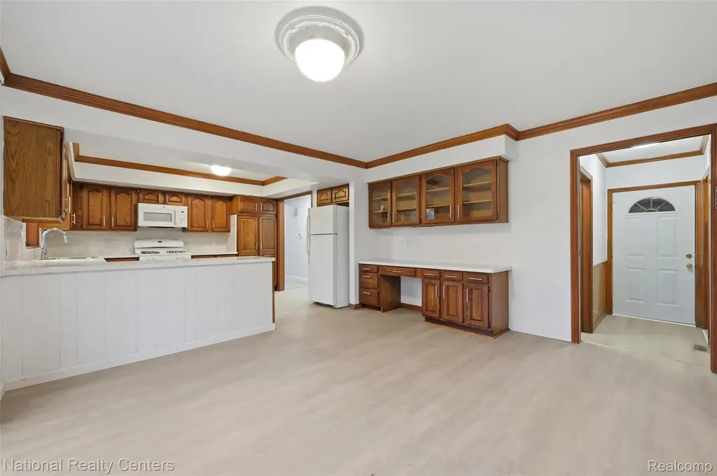 37625 Ryan Road Sterling Heights City MI 48310