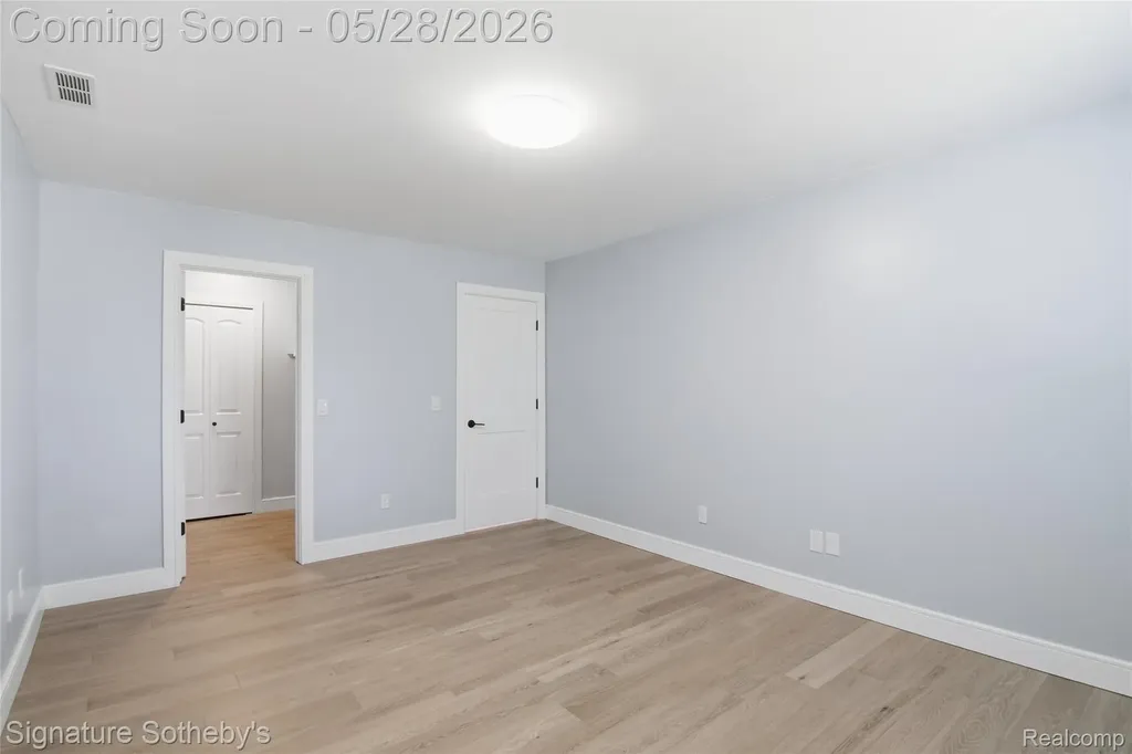 29850 W 12 Mile Road Farmington Hills City MI 48334