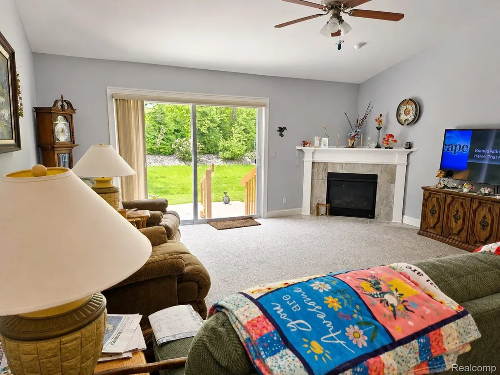 1884 Egret Pointe Genoa Township MI 48843