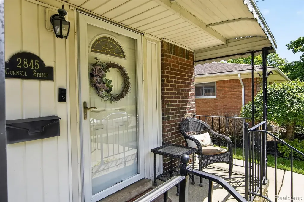 2845 Cornell Street Dearborn City MI 48124