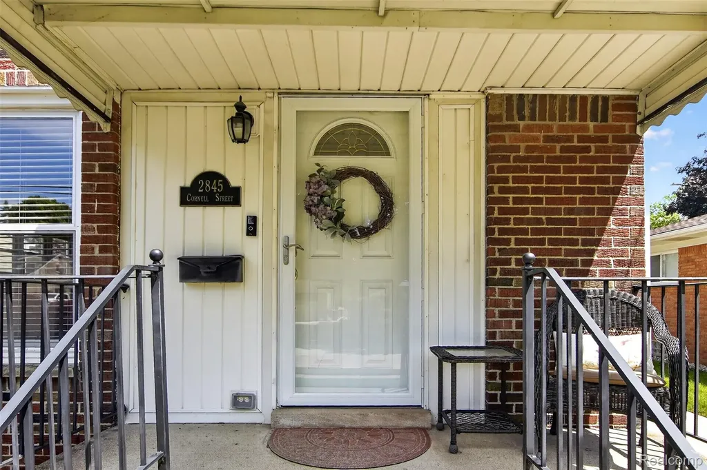 2845 Cornell Street Dearborn City MI 48124