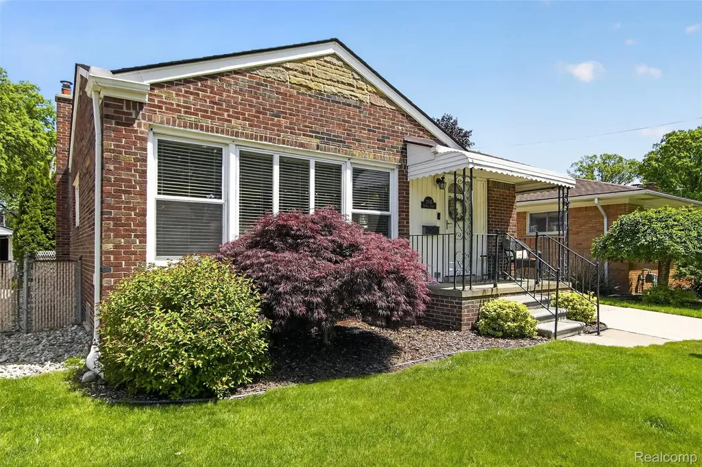 2845 Cornell Street Dearborn City MI 48124