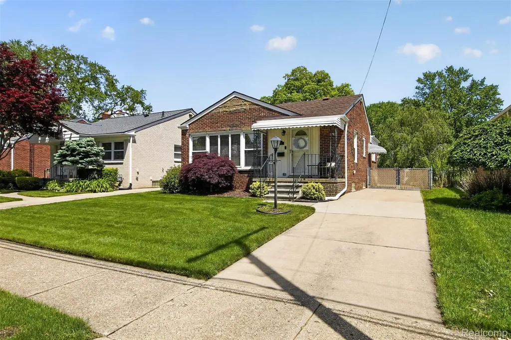 2845 Cornell Street Dearborn City MI 48124