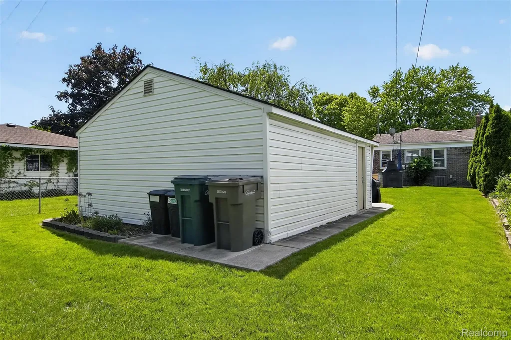 2845 Cornell Street Dearborn City MI 48124