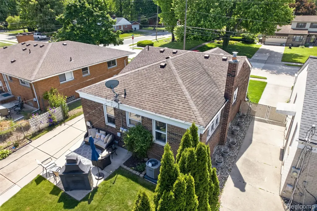 2845 Cornell Street Dearborn City MI 48124