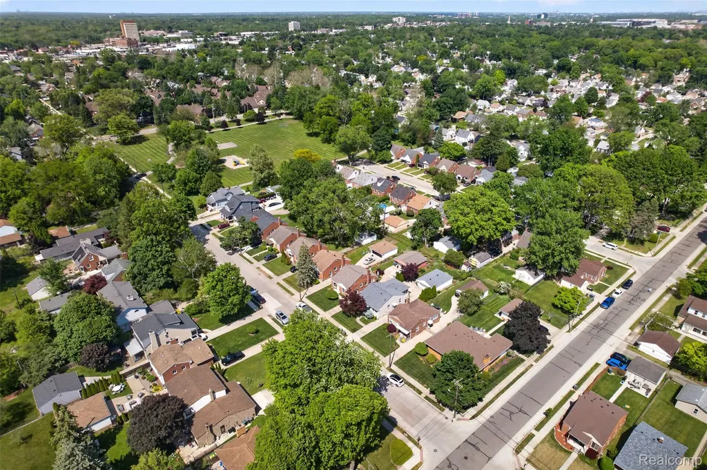 2845 Cornell Street Dearborn City MI 48124