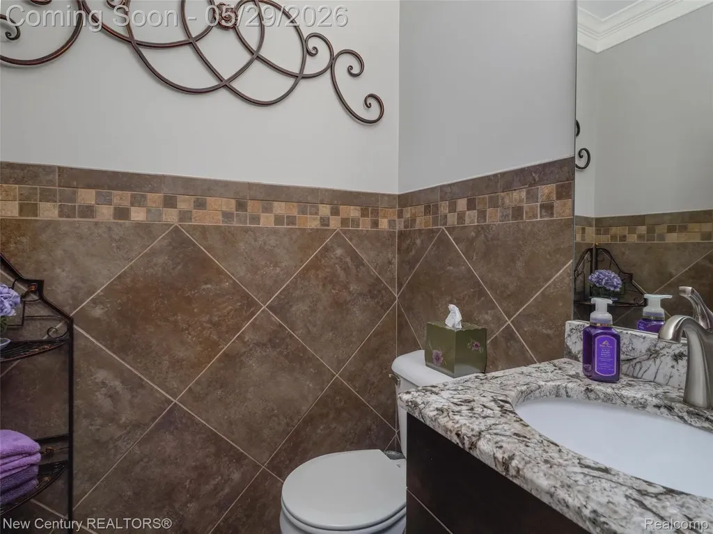 55490 Whispering Hills Drive Shelby Charter Township MI 48316