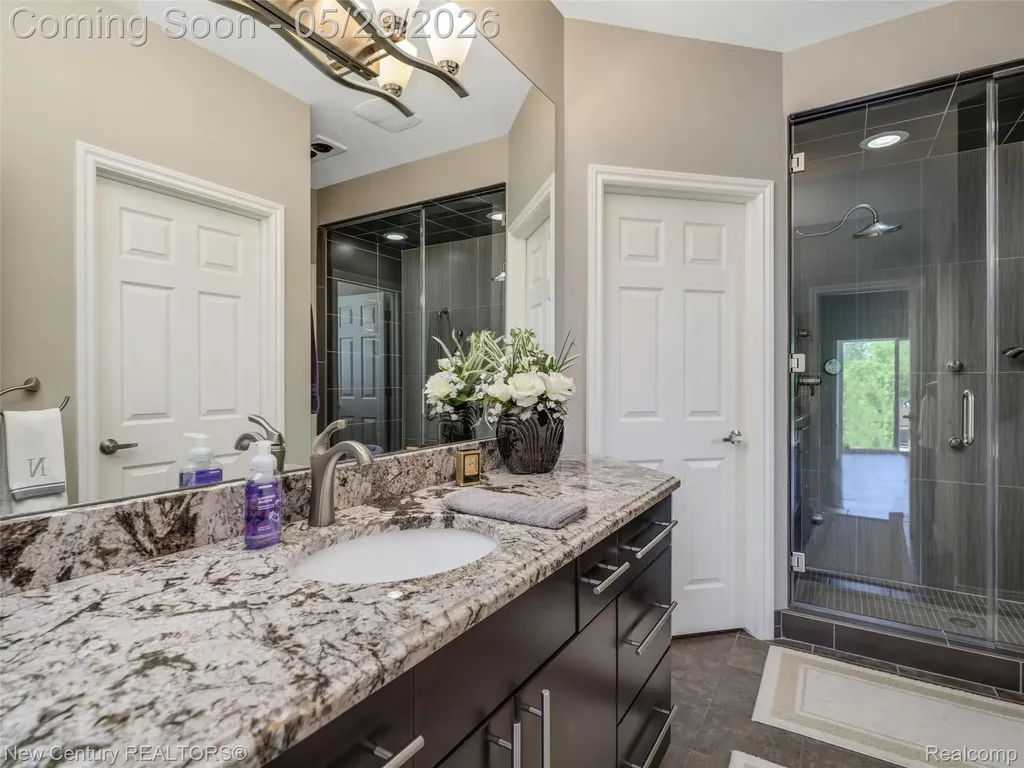 55490 Whispering Hills Drive Shelby Charter Township MI 48316