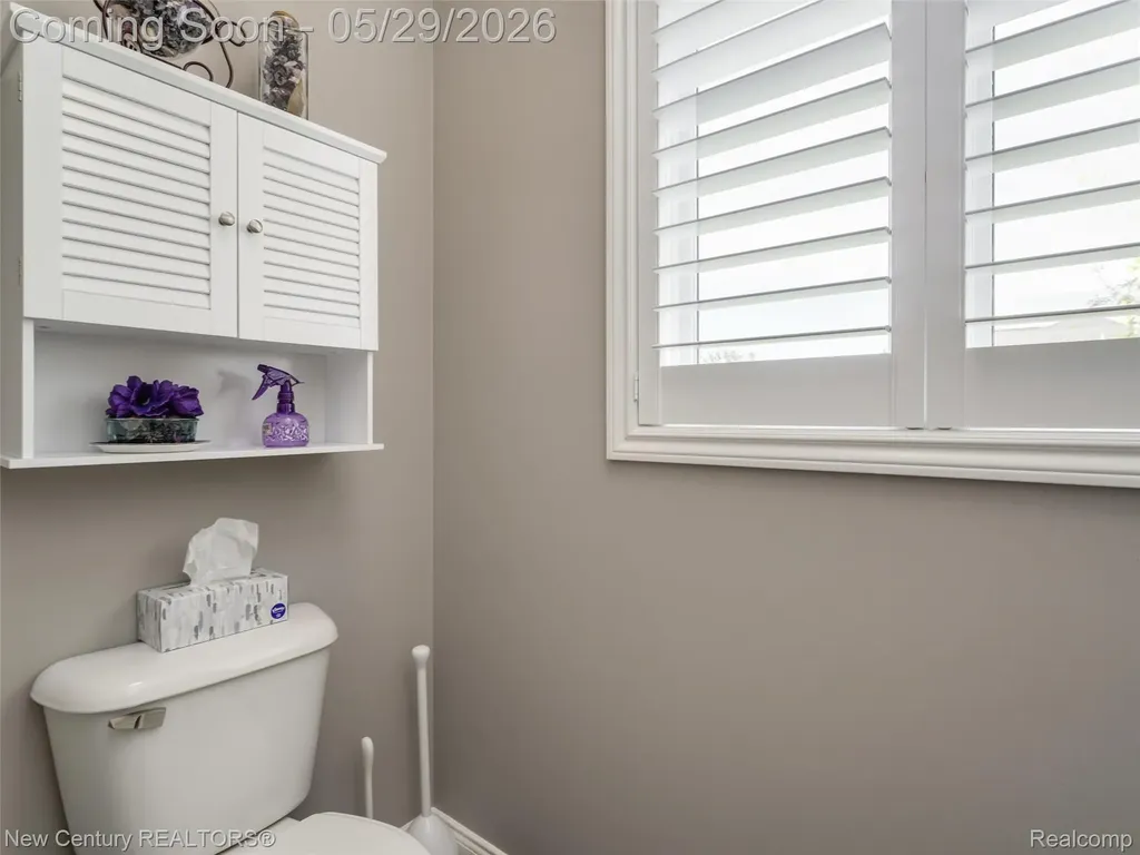 55490 Whispering Hills Drive Shelby Charter Township MI 48316