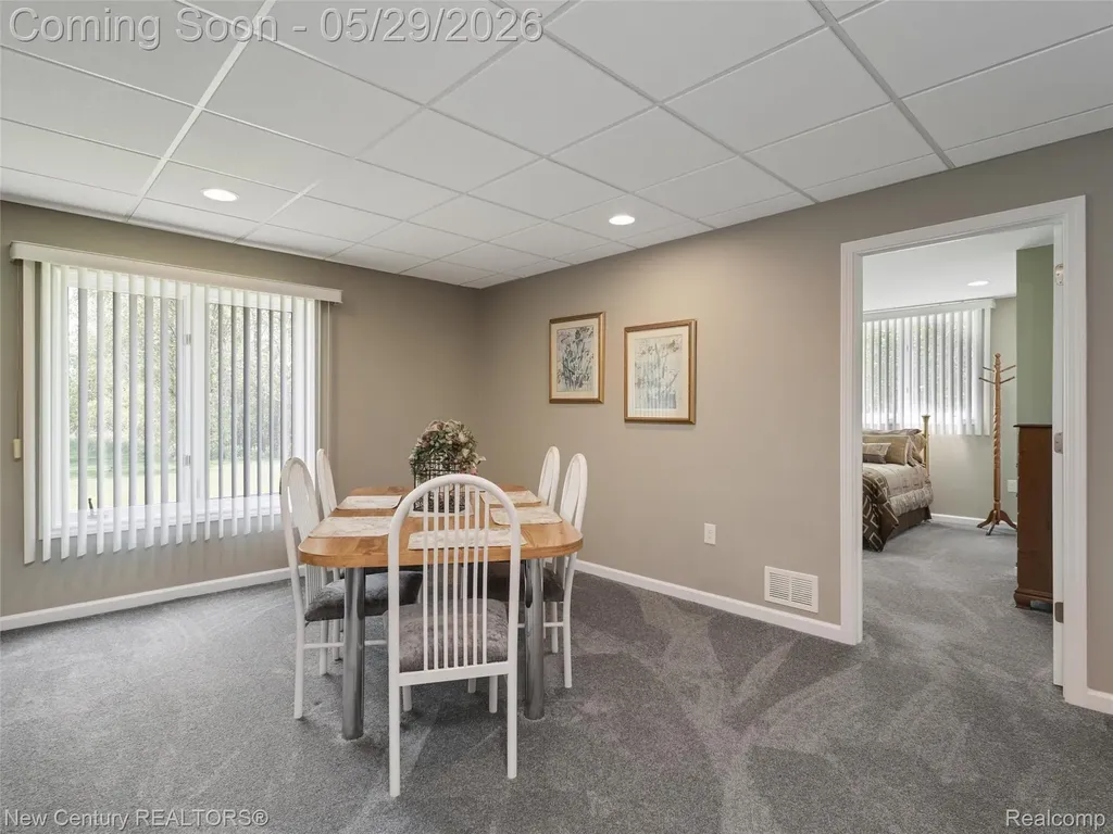 55490 Whispering Hills Drive Shelby Charter Township MI 48316