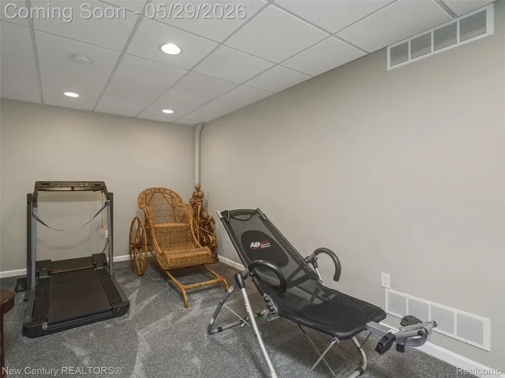 55490 Whispering Hills Drive Shelby Charter Township MI 48316
