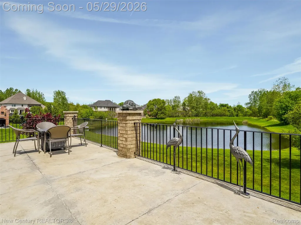 55490 Whispering Hills Drive Shelby Charter Township MI 48316